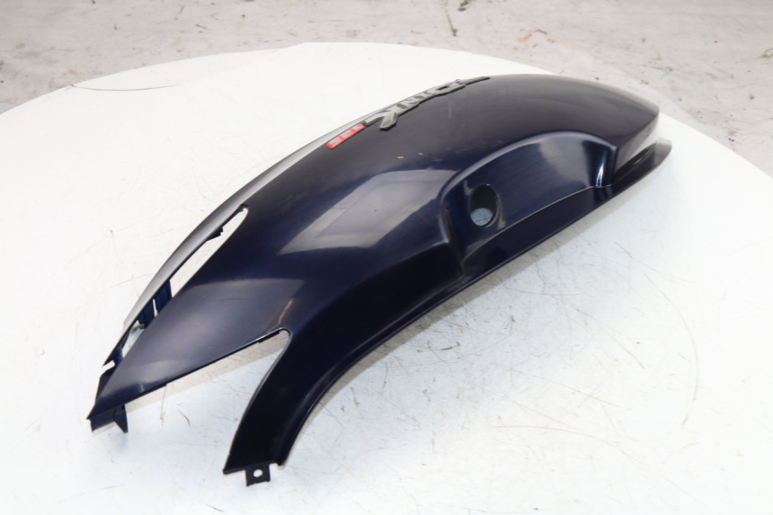 photo de VERKLEIDUNG HINTEN LINKS KYMCO GRAND DINK 125 (2008 - 2014) - Oberflächenzustand und Material