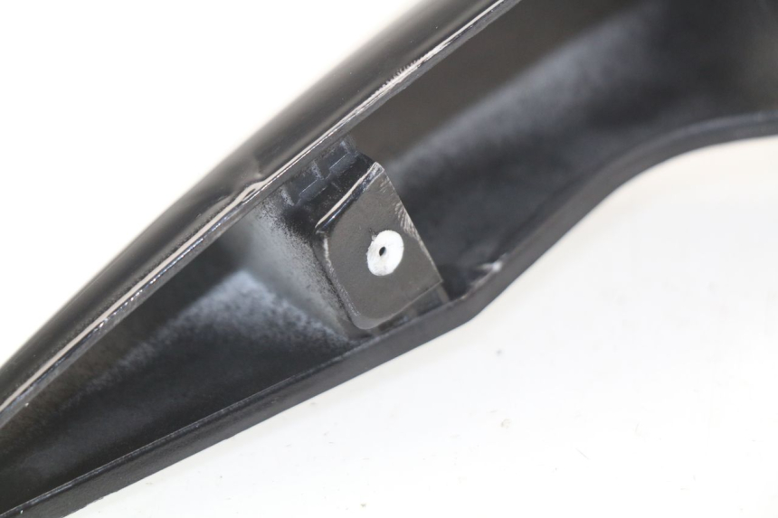 photo de VERKLEIDUNG HINTEN LINKS SUZUKI GSX-R GSXR 750 (2011 - 2016) - Details der Befestigungspunkte