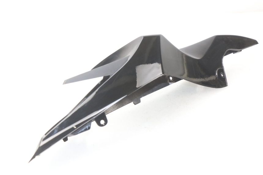 photo de VERKLEIDUNG HINTEN LINKS SUZUKI GSX-R GSXR 750 (2011 - 2016) - Geprüftes Gebrauchtteil
