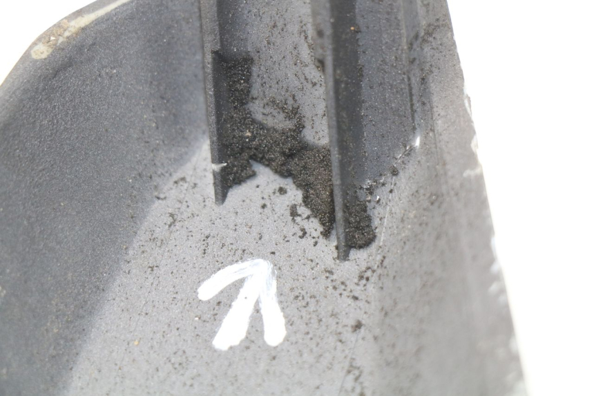 photo de VERKLEIDUNG HINTEN LINKS SYM GTS EVO 125 (2009 - 2013) - Detailansicht des Bauteils