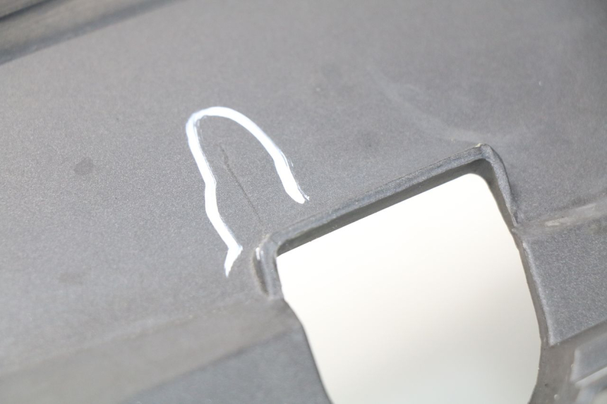 photo de VERKLEIDUNG HINTEN LINKS SYM GTS EVO 125 (2009 - 2013) - Ergänzendes Produktfoto