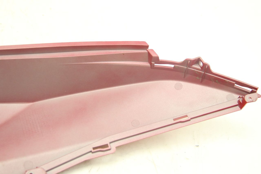 photo de LINKES HINTERES SEITENTEIL SYM JET 4 4T 50 (2018 - 2021) - Kennzeichnungen und Originalreferenzen