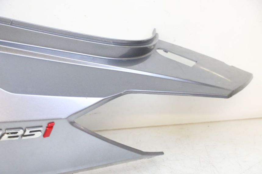 photo de VERKLEIDUNG HINTEN LINKS SYM JOYMAX 125 (2010 - 2017) - Zoom auf Komponenten
