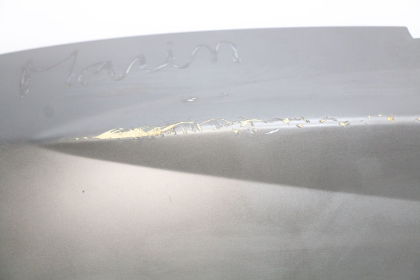 photo de LINKES HINTERES SEITENTEIL PEUGEOT KISBEE 2T 50 (2010 - 2017) - Zoom auf Komponenten