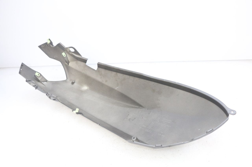 photo de LINKES HINTERES SEITENTEIL PEUGEOT KISBEE 2T 50 (2010 - 2017) - Zoom auf Gebrauchszustand