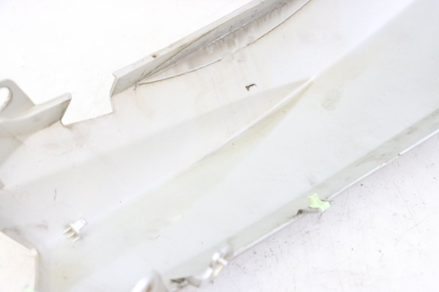 photo de VERKLEIDUNG HINTEN LINKS PEUGEOT KISBEE 2T 50 (2018 - 2022) - Alternative Perspektive