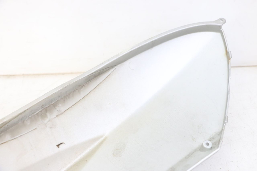 photo de VERKLEIDUNG HINTEN LINKS PEUGEOT KISBEE 2T 50 (2018 - 2022) - Technische Nahaufnahme