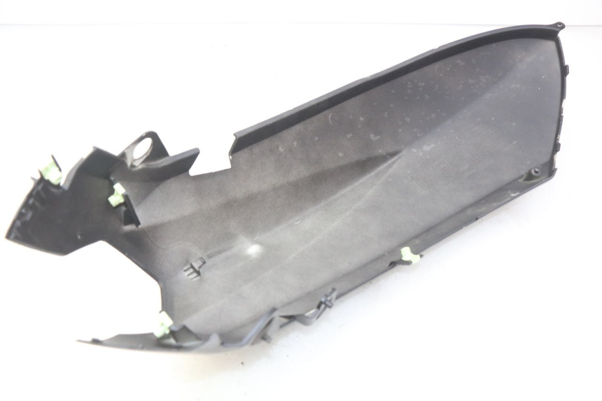 photo de LINKES HINTERES SEITENTEIL PEUGEOT KISBEE 4T 50 (2010 - 2017) - Detailansicht des Bauteils