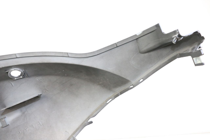 photo de VERKLEIDUNG HINTEN LINKS SYM MIO 50 (2011 - 2017) - Alternative Perspektive