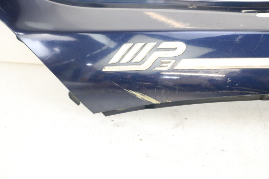 photo de LINKES HINTERES SEITENTEIL PIAGGIO MP3 125 (2006 - 2014) - Zoom auf Gebrauchszustand