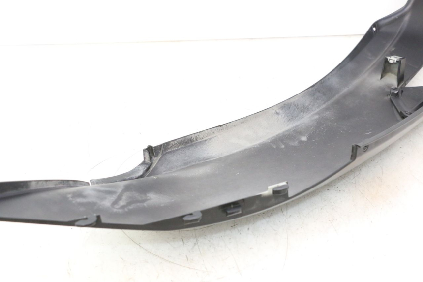 photo de VERKLEIDUNG HINTEN LINKS PIAGGIO MP3 500 (2016 - 2018) - Charakteristische Merkmale