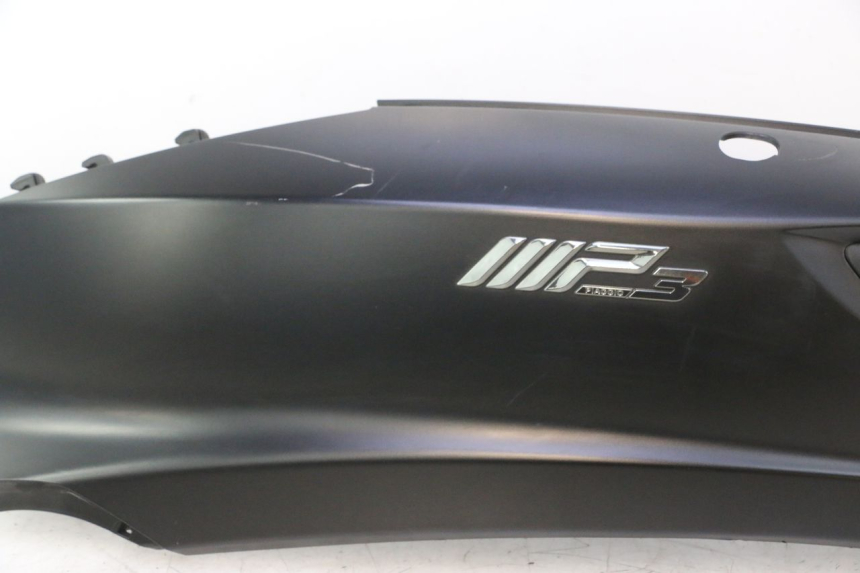 photo de VERKLEIDUNG HINTEN LINKS PIAGGIO MP3 500 (2016 - 2018) - Zoom auf Gebrauchszustand