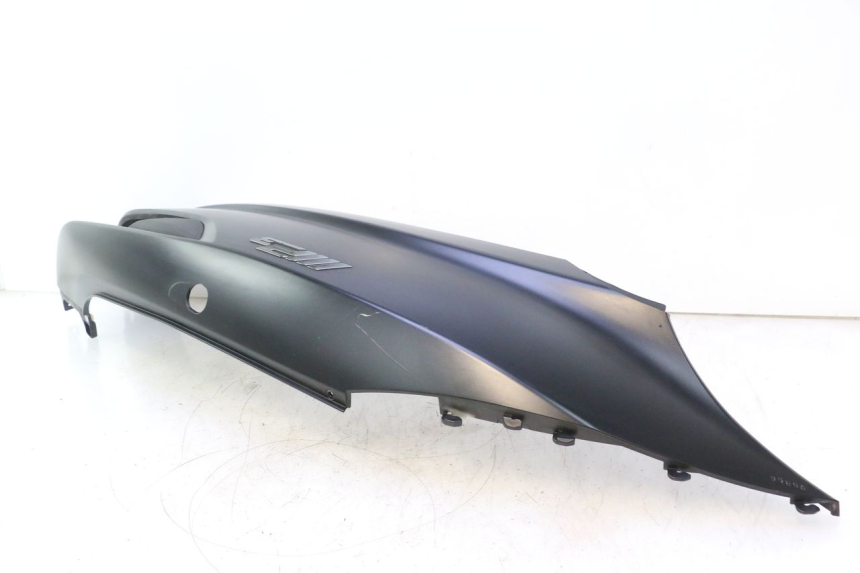 photo de VERKLEIDUNG HINTEN LINKS PIAGGIO MP3 500 (2016 - 2018) - Details der Befestigungspunkte