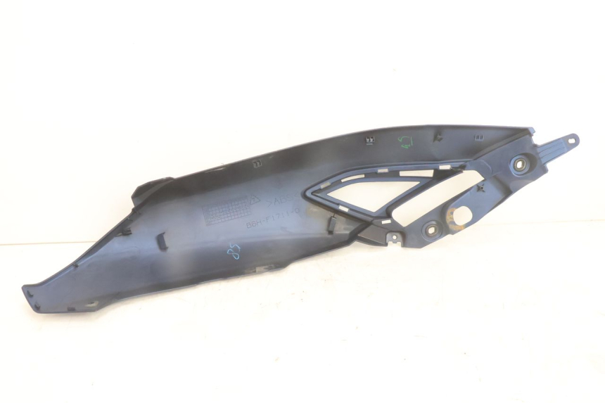 photo de VERKLEIDUNG HINTEN LINKS YAMAHA N-MAX NMAX 125 (2021 - 2024) - Geprüftes Gebrauchtteil