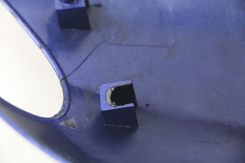 photo de VERKLEIDUNG HINTEN LINKS YAMAHA NEO'S NEOS 2T 50 (2007 - 2017) - Technische Nahaufnahme