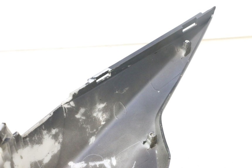 photo de VERKLEIDUNG HINTEN LINKS PIAGGIO NEW TYPHOON 50 (2018 - 2021) - Zoom auf Komponenten