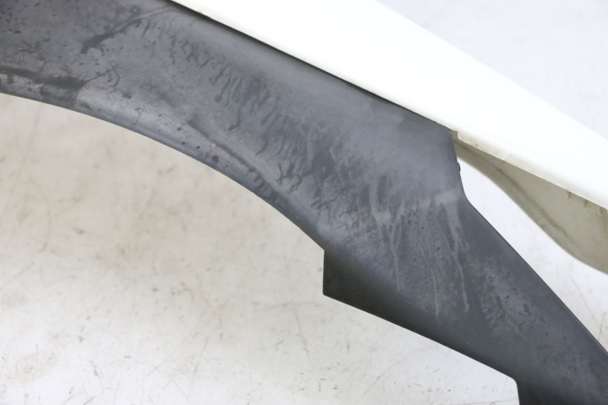 photo de LINKES HINTERES SEITENTEIL GILERA NEXUS 125 (2009 - 2013) - Zoom auf Gebrauchszustand