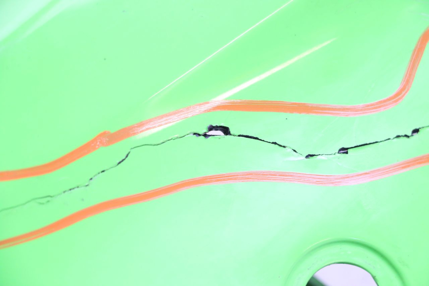 photo de VERKLEIDUNG HINTEN LINKS KAWASAKI NINJA 400 (2018 - 2023) - Detailansicht des Bauteils