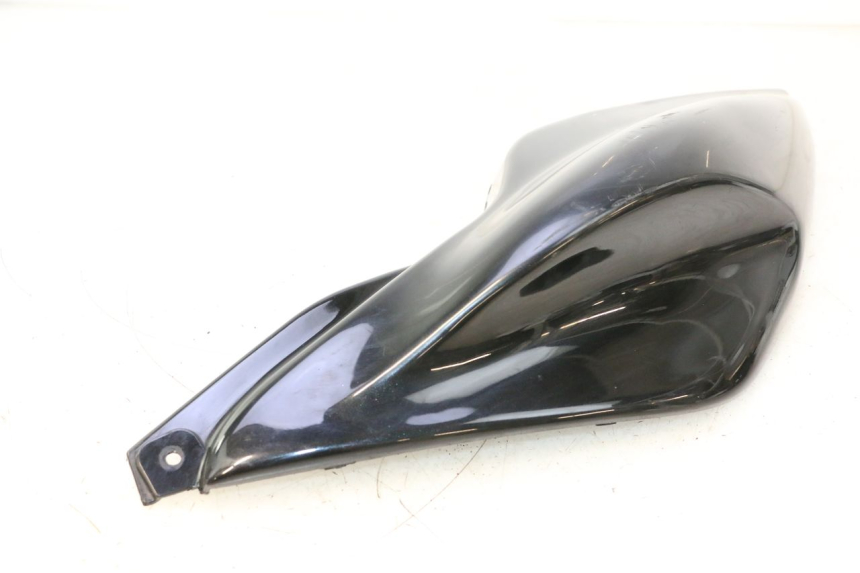 photo de VERKLEIDUNG HINTEN LINKS MBK NITRO 50 (2004 - 2008) - Details der Befestigungspunkte