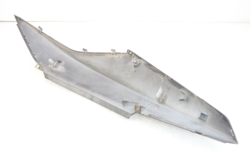 photo de VERKLEIDUNG HINTEN LINKS SYM ORBIT III 3 4T 50 (2021 - 2025) - Technische Nahaufnahme