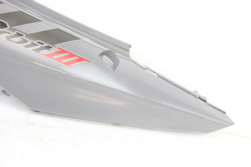 photo de VERKLEIDUNG HINTEN LINKS SYM ORBIT III 3 4T 50 (2021 - 2025) - Zoom auf Gebrauchszustand