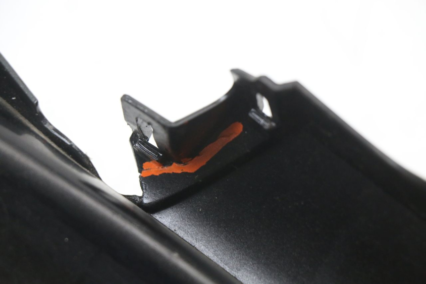 photo de VERKLEIDUNG HINTEN LINKS HONDA PCX (JF28) 125 (2009 - 2011) - Weitere Ansicht des Artikels