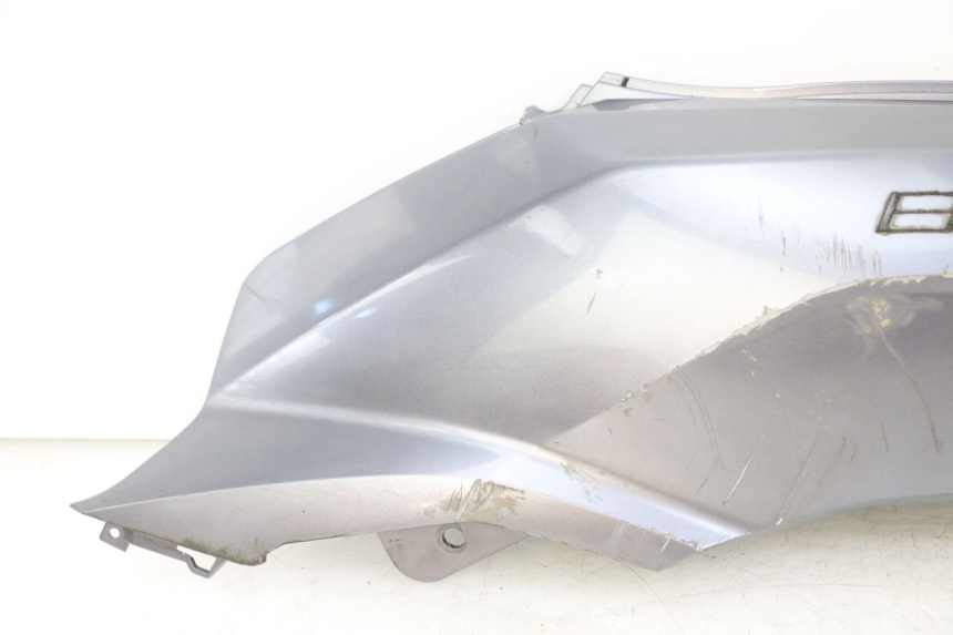 photo de VERKLEIDUNG HINTEN LINKS PEUGEOT BELVILLE 125 (2017 - 2021) - Kennzeichnungen und Originalreferenzen