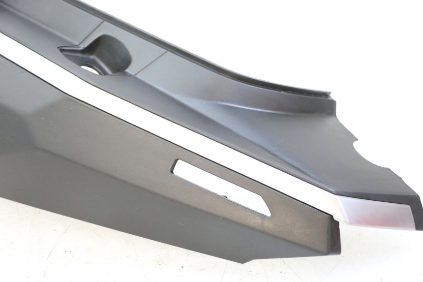 photo de LINKER HINTERER LINKER PEUGEOT TWEET 4T 50 (2023 - 2025) - Zoom auf Komponenten