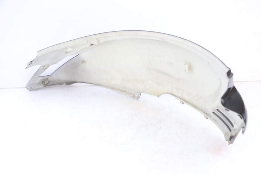 photo de VERKLEIDUNG HINTEN LINKS EFUN PUSA 1 - Details der Befestigungspunkte