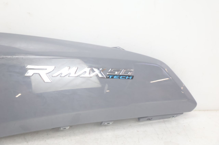photo de VERKLEIDUNG HINTEN LINKS JM MOTORS R-MAX TECH 50 (2024 - 2026) - Zoom auf Gebrauchszustand