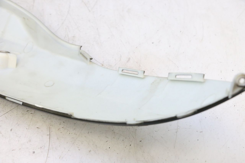 photo de VERKLEIDUNG HINTEN LINKS TNT MOTOR ROMA 12' 2T 50 (2007 - 2018) - Details der Befestigungspunkte