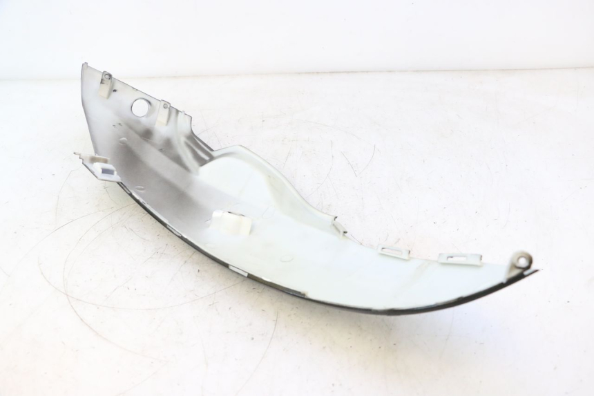 photo de VERKLEIDUNG HINTEN LINKS TNT MOTOR ROMA 12' 2T 50 (2007 - 2018) - Oberflächenzustand und Material