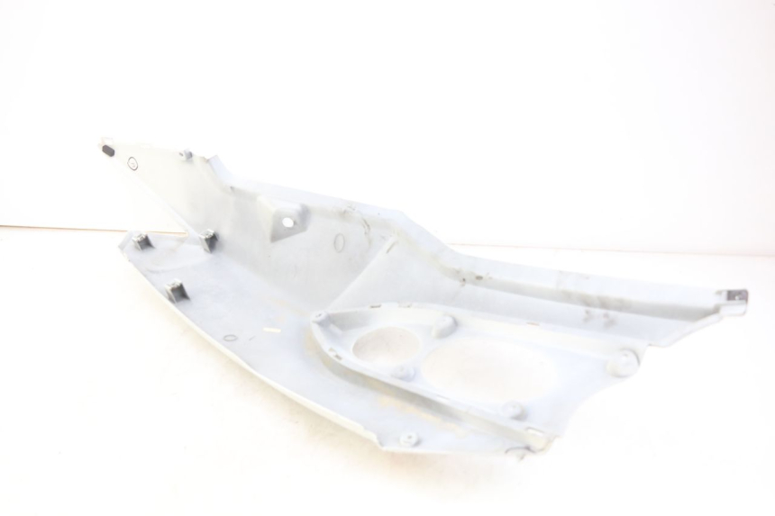 photo de LINKES HINTERES SEITENTEIL DAELIM S3 125 (2010 - 2017) - Zoom auf Gebrauchszustand