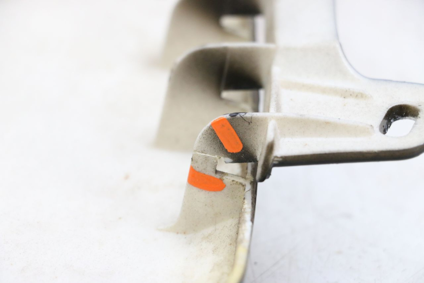 photo de HINTERE LINKE SEITENVERKLEIDUNG JM MOTORS SANTANA 50 (2014 - 2023) - Technische Nahaufnahme