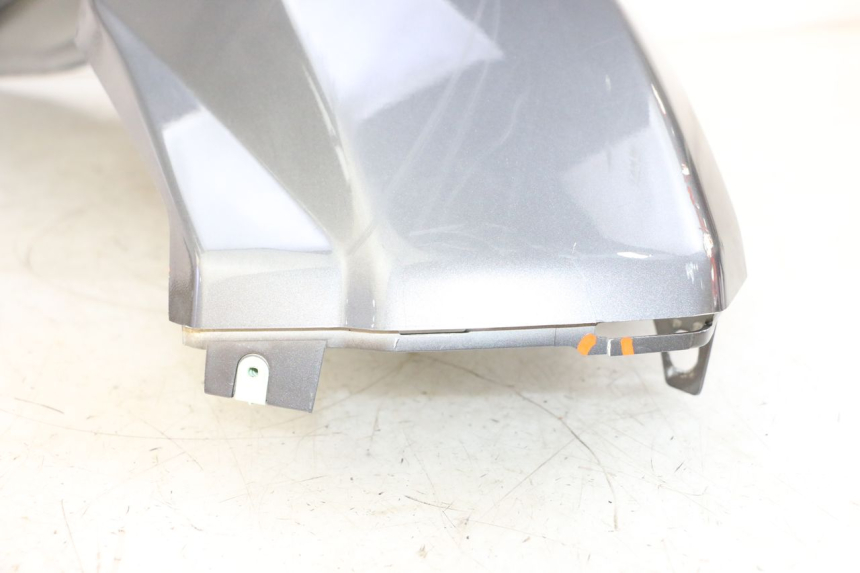 photo de VERKLEIDUNG HINTEN LINKS PEUGEOT SATELIS 125 (2013 - 2018) - Charakteristische Merkmale