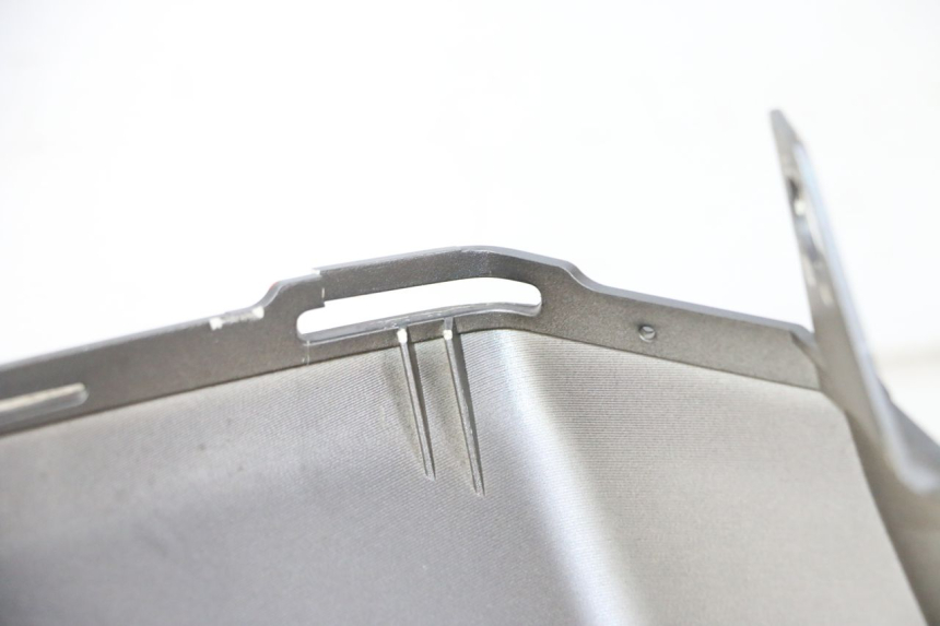 photo de VERKLEIDUNG HINTEN LINKS PEUGEOT SATELIS 125 (2013 - 2018) - Alternative Perspektive