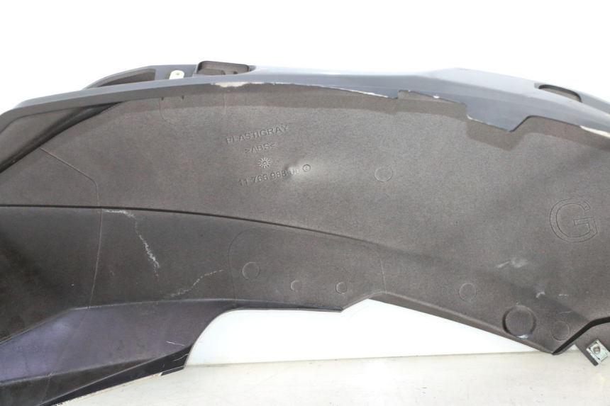 photo de VERKLEIDUNG HINTEN LINKS PEUGEOT SATELIS 125 (2006 - 2009) - Hochauflösende Nahaufnahme