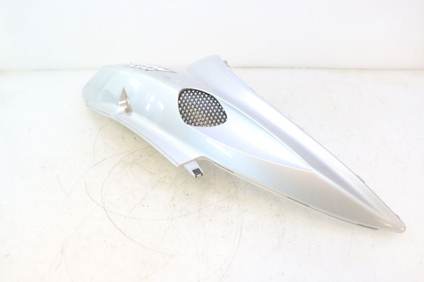 photo de VERKLEIDUNG HINTEN LINKS FYM SCOOTERONE 125 (2006 - 2008) - Geprüftes Gebrauchtteil