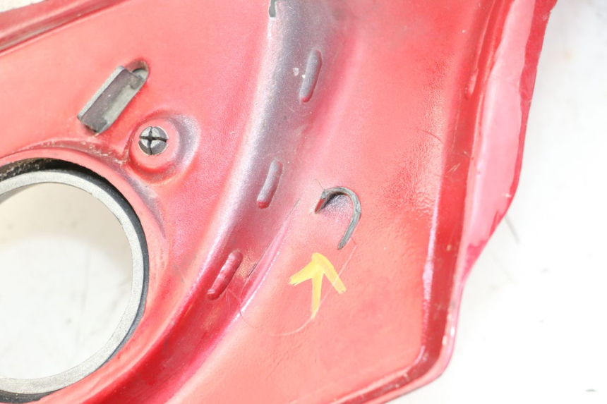 photo de VERKLEIDUNG HINTEN LINKS TRIUMPH SPRINT 900 (1995 - 1998) - Zoom auf Gebrauchszustand