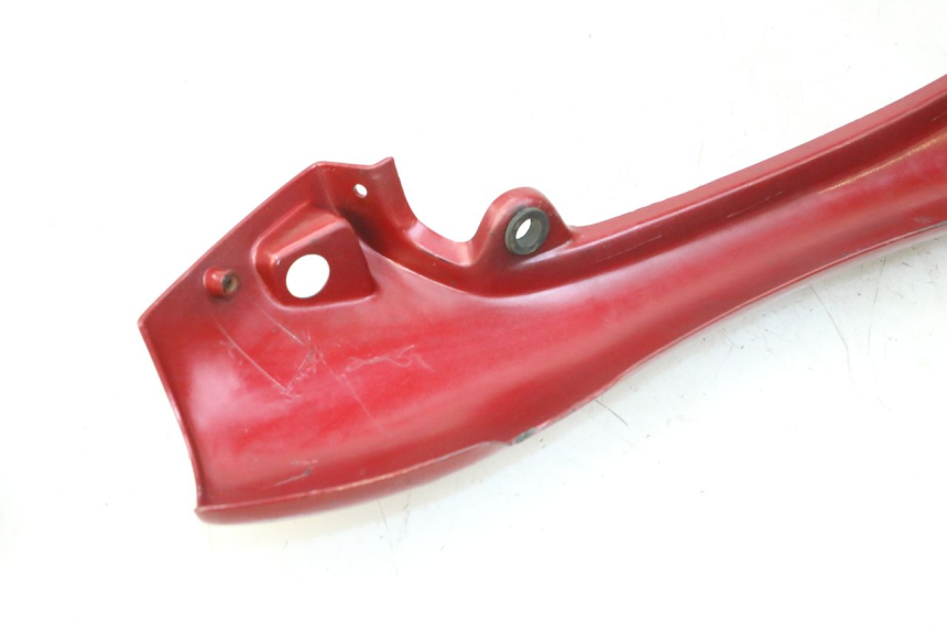 photo de VERKLEIDUNG HINTEN LINKS TRIUMPH SPRINT 900 (1995 - 1998) - Details der Befestigungspunkte