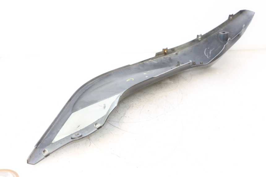 photo de VERKLEIDUNG HINTEN LINKS CAN-AM SPYDER RS 1000 (2008 - 2012) - Zoom auf Gebrauchszustand
