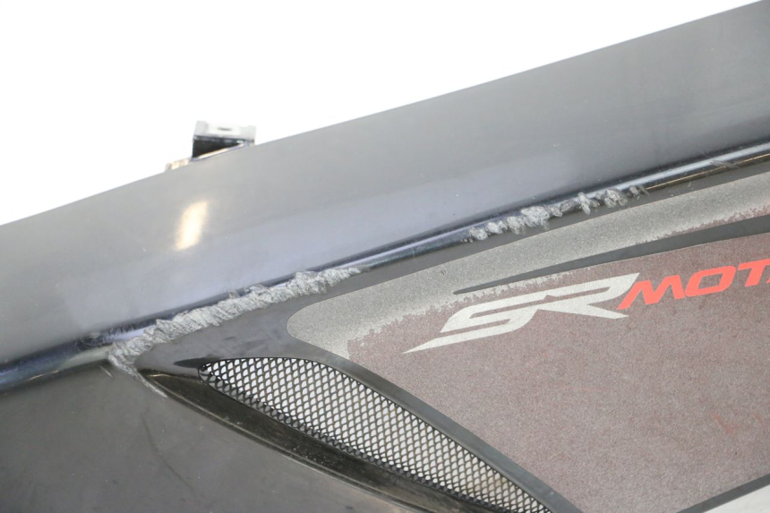 photo de VERKLEIDUNG HINTEN LINKS APRILIA SR MOTARD 50 (2012 - 2018) - Technische Nahaufnahme