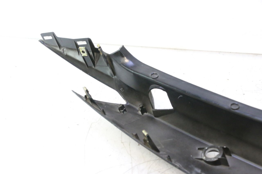 photo de VERKLEIDUNG HINTEN LINKS KYMCO SUPER 8 2T 50 (2007 - 2013) - Detaillierte Sichtprüfung