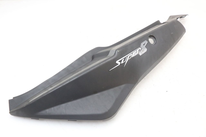 photo de VERKLEIDUNG HINTEN LINKS KYMCO SUPER 8 4T 50 (2018 - 2020) - Hauptansicht