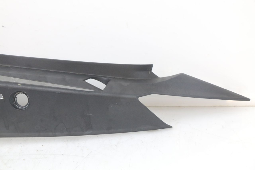 photo de VERKLEIDUNG HINTEN LINKS KYMCO SUPER 8 4T 50 (2018 - 2020) - Technische Nahaufnahme