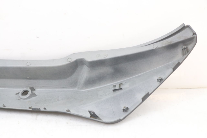 photo de VERKLEIDUNG HINTEN LINKS KYMCO SUPER 8 4T 50 (2018 - 2020) - Oberflächenzustand und Material