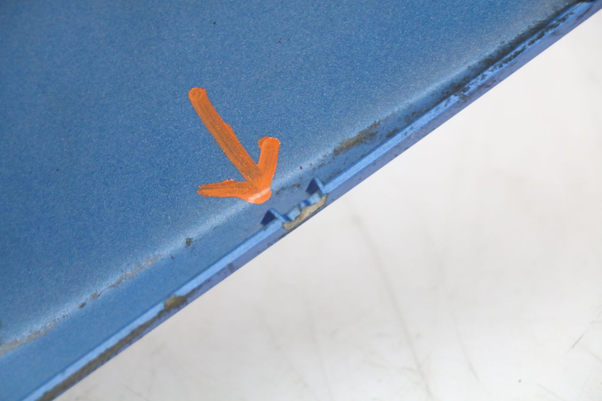 photo de HINTERE LINKE SEITENVERKLEIDUNG SYM ORBIT III 3 4T 50 (2018 - 2021) - Kennzeichnungen und Originalreferenzen