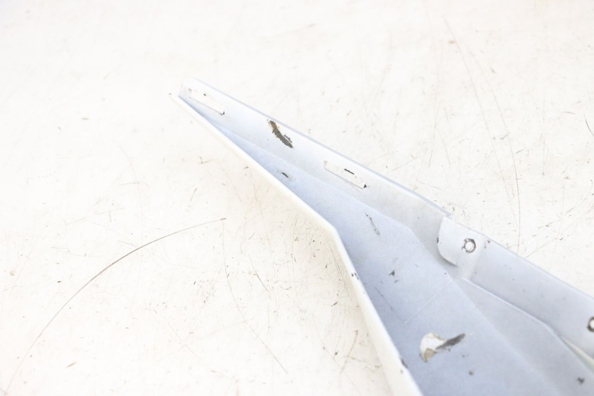 photo de VERKLEIDUNG HINTEN LINKS KSR TR SM 50 (2015 - 2018) - Zoom auf Gebrauchszustand