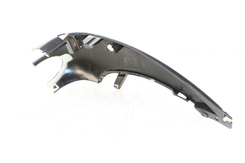photo de VERKLEIDUNG HINTEN LINKS PEUGEOT VIVACITY 50 (1998 - 2003) - Details der Befestigungspunkte