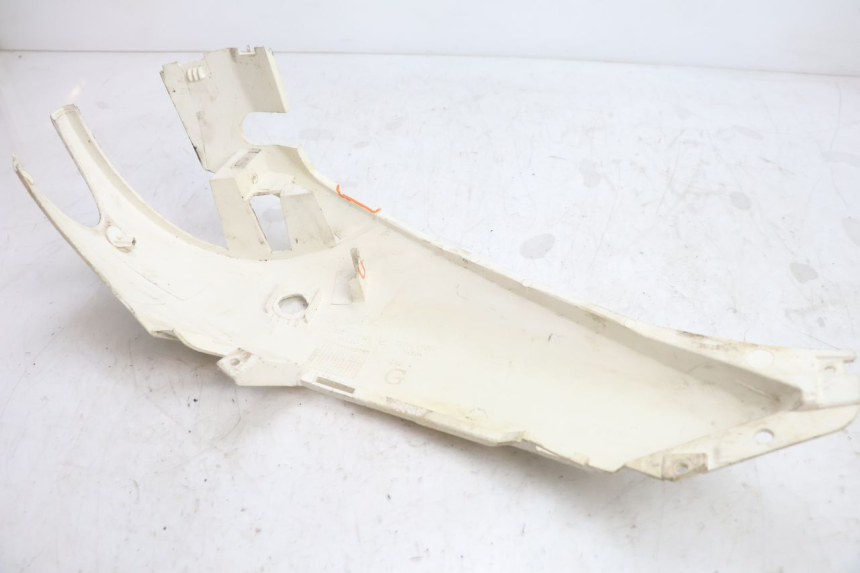 photo de VERKLEIDUNG HINTEN LINKS PEUGEOT VIVACITY 100 (1999 - 2008) - Technische Nahaufnahme